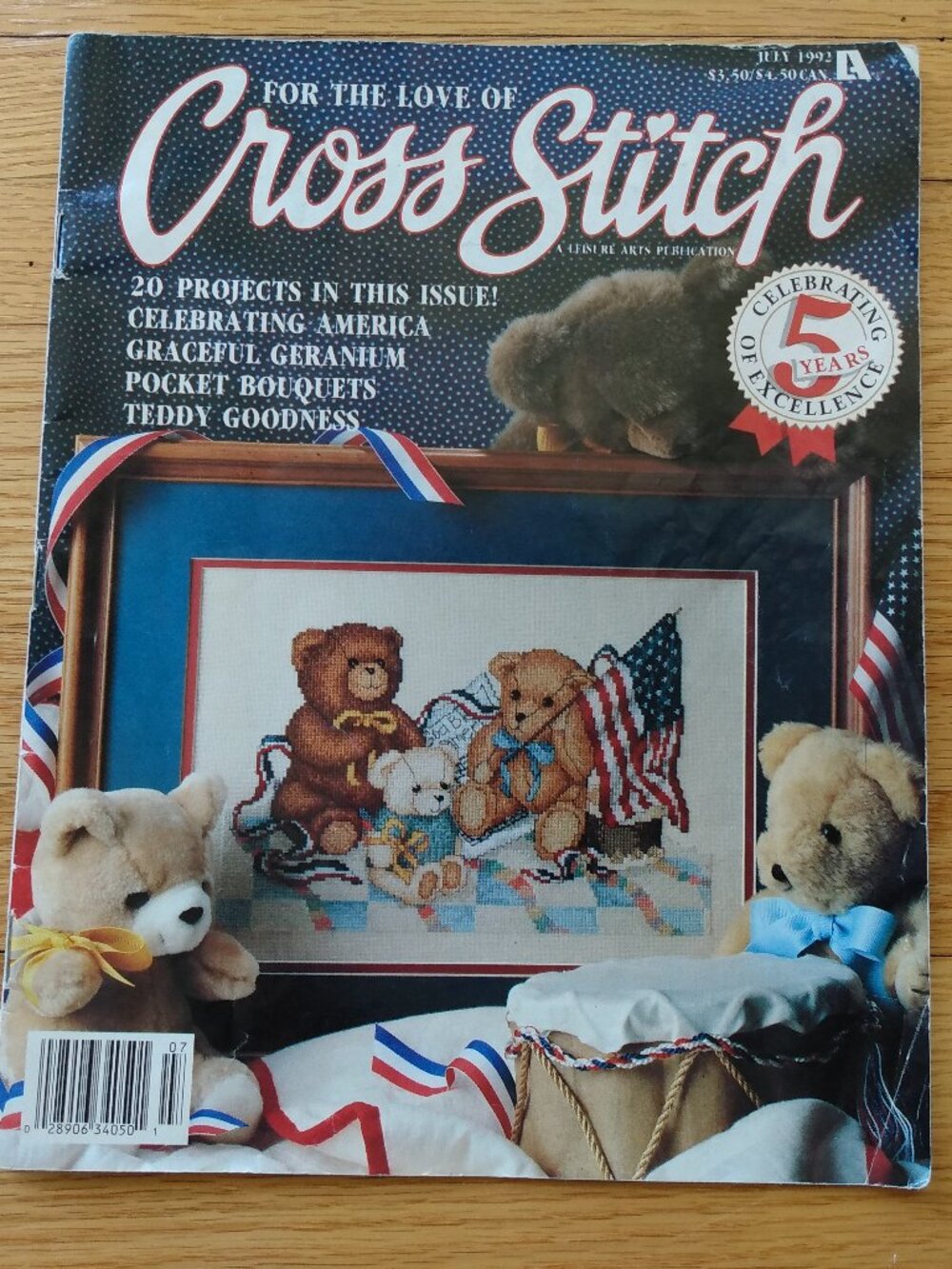 Vintage Americana Cross Stitch Patterns Magazine Bear Strawberry Bib